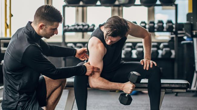 Bác sĩ nói thẳng: Chỉ chạy bộ thôi chưa đủ, muốn giảm nguy cơ đau tim cần thêm 2 việc này- Ảnh 2. Bác sĩ nói thẳng: Chỉ chạy bộ thôi chưa đủ, muốn giảm nguy cơ đau tim cần thêm 2 việc này- Ảnh 2.