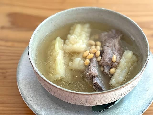 Thực tế cho thấy nhiều người Nhật sống thọ trăm tuổi nhờ 4 loại rau giá rẻ, rất quen - Ảnh 2.