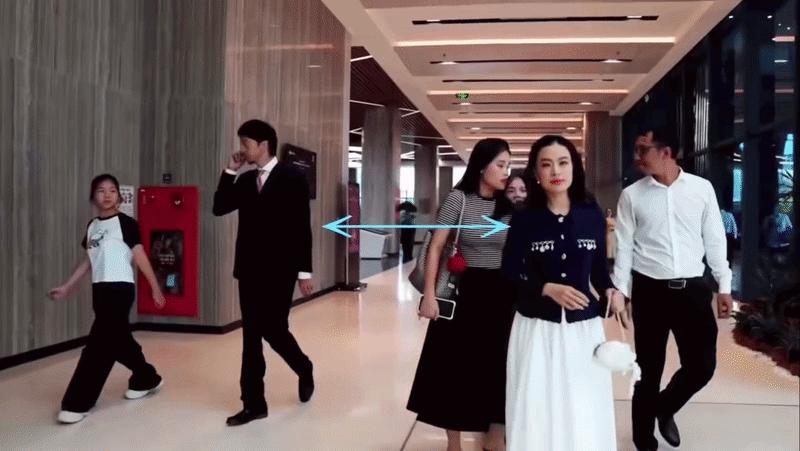 Clip mới nhất của Đen Vâu và Hoàng Thuỳ Linh, phải cách nhau cả mét như người xa lạ- Ảnh 1.