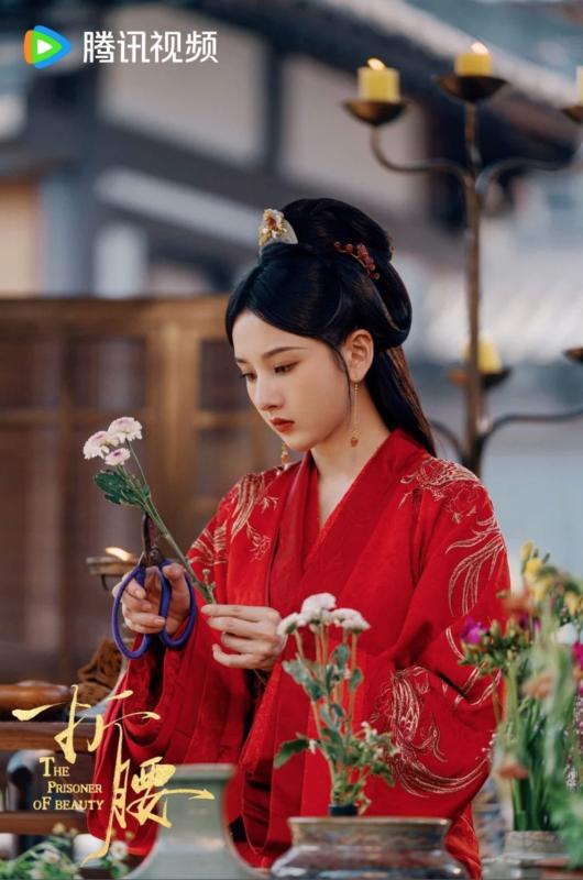 5 mỹ nhân cổ trang đẹp nhất Trung Quốc 5 năm qua: Lưu Diệc Phi có vượt qua bản sao của mình?- Ảnh 8. 5 mỹ nhân cổ trang đẹp nhất Trung Quốc 5 năm qua: Lưu Diệc Phi có vượt qua bản sao của mình?- Ảnh 8.