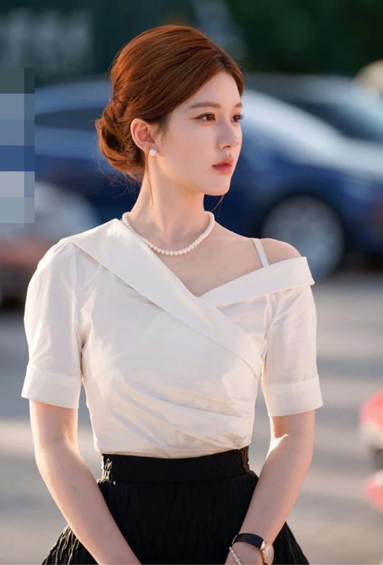 10 mỹ nhân bị ghét nhất Trung Quốc: Triệu Lộ Tư xếp sau Vương Sở Nhiên, hạng 1 ngạo mạn không ai mê nổi- Ảnh 7.