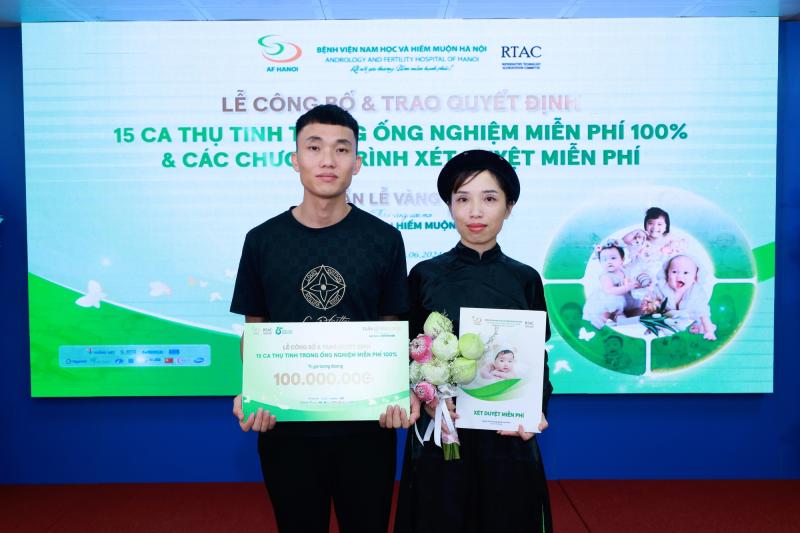Giấc mơ làm cha mẹ của đôi vợ chồng từng bán hết trâu, bò để chạy chữa hiếm muộn - Ảnh 2.