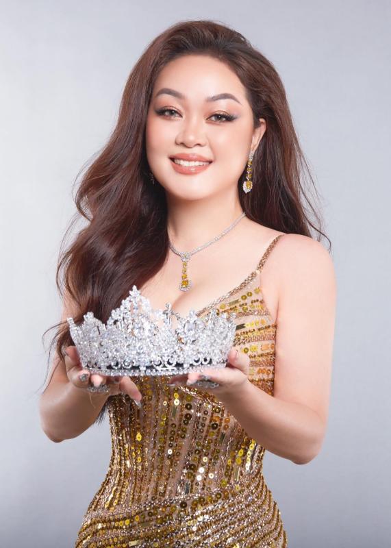 Trước khi bị bắt vì buôn lậu kim cương, Á hậu Hoàng Thanh Nga giàu có thế nào?- Ảnh 2.
