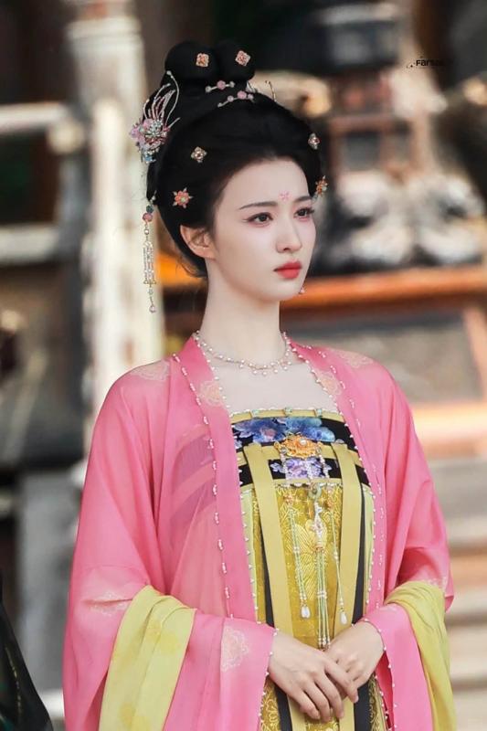 Đóa mẫu đơn đẹp nhất Đại Đường phồn hoa: Dung nhan như hoa như ngọc, nói tuyệt đại giai nhân cũng không ngoa- Ảnh 6.