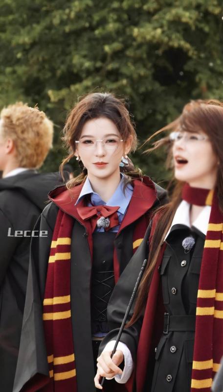 Mau vào xem Hermione phiên bản Trung Quốc đẹp mê mẩn: Visual tạo nên từ phép thuật, cho đóng Harry Potter là chuẩn bài- Ảnh 2.