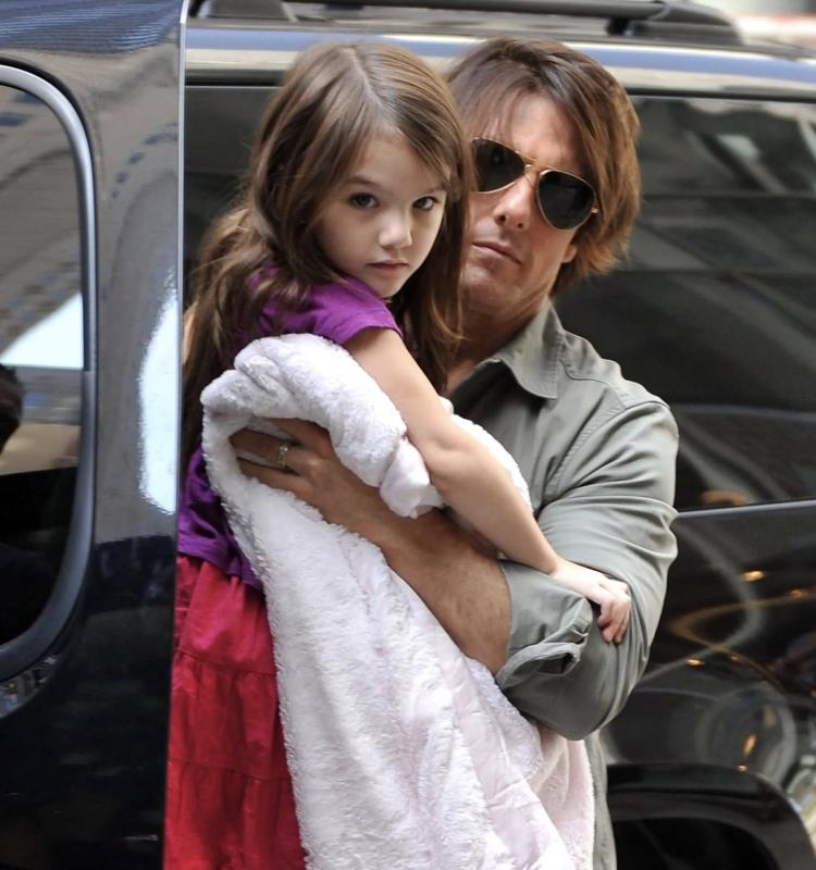 Chưa từng quên chu cấp tài chính cho con gái dù chỉ 1 ngày nhưng Tom Cruise vẫn mãi là người cha thất bại- Ảnh 2.