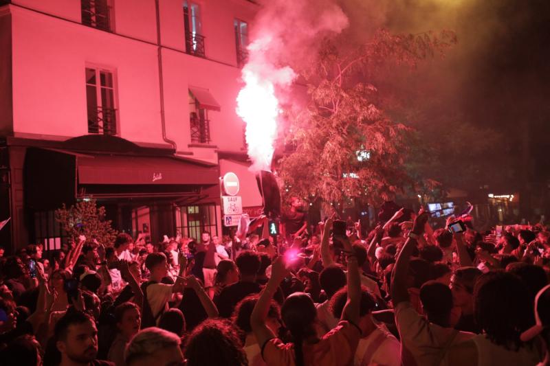 Đau lòng cô gái 17 tuổi qua đời thương tâm khi đi "bão" ăn mừng Pháp vào bán kết World Cup- Ảnh 1.