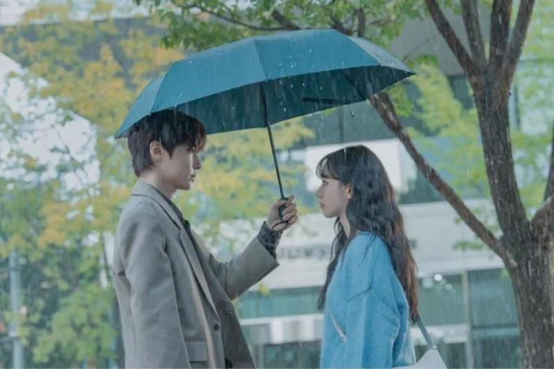 Xem phim Hàn vừa chiếu mới hiểu vì sao rating thấp thế: Chemistry như sầu riêng chưa chín, quá khó để tung hô- Ảnh 1.