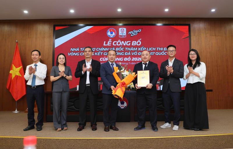Bốc thăm VCK U17 Quốc gia 2026: Lộ diện các bảng đấu, Hà Nội rộng cửa bảo vệ ngôi vương- Ảnh 1.
