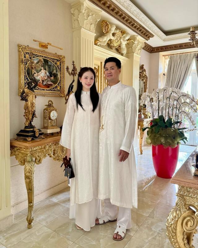 Mỹ nhân Việt cưới Phó TGĐ tập đoàn nghìn tỷ: Đám cưới đẹp như cổ tích, sống trong bạch dinh đắt đỏ- Ảnh 10.