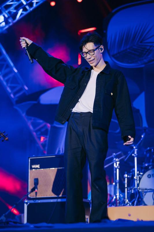 Show có MCK bất ổn trước giờ G: Khán giả lo lắng tái diễn “kiếp nạn” mưa giông, hụt hẫng vì BTC- Ảnh 10.