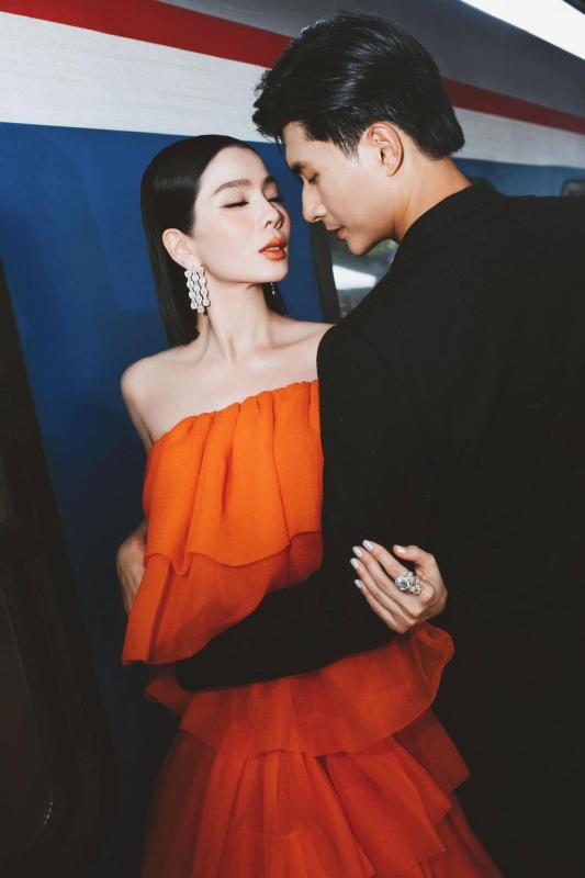 Chị đẹp 1 con hẹn hò trai trẻ kém 11 tuổi: Công khai dịp năm mới, 6 năm vẫn ngọt ngào như mới yêu- Ảnh 2.