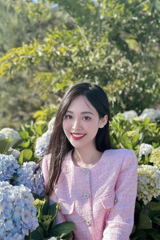 Showbiz Việt có Á hậu xinh đẹp, học vấn khủng "mất tích" suốt 1 năm mà chẳng ai nhận ra! - Ảnh 7.