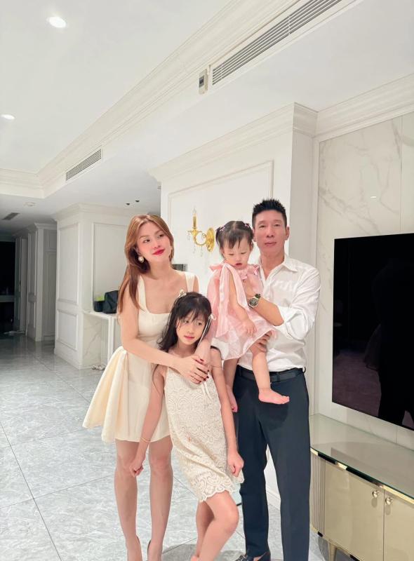 Mỹ nhân người miền Tây được doanh nhân Việt kiều Ba Lan lái xe 10 tỷ hỏi cưới, nay ở căn hộ cao cấp, chạy xe BMW- Ảnh 4.