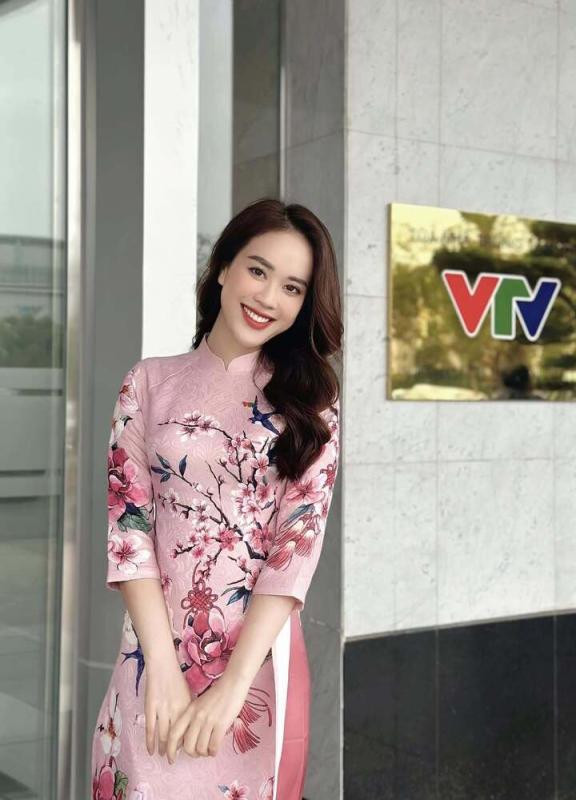 Cuộc sống của "MC xinh nhất nhì VTV" sau 4 năm lấy chồng tiến sĩ- Ảnh 4.
