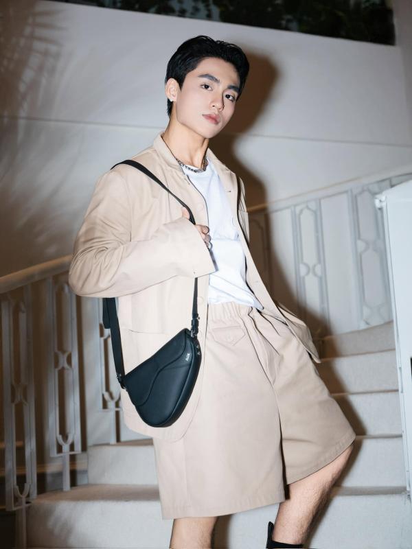 Nam ca sĩ có anh trai là sao hạng S Việt Nam, vừa ra mắt đã nổi tiếng cả nước, hit 126 triệu views - Ảnh 7.