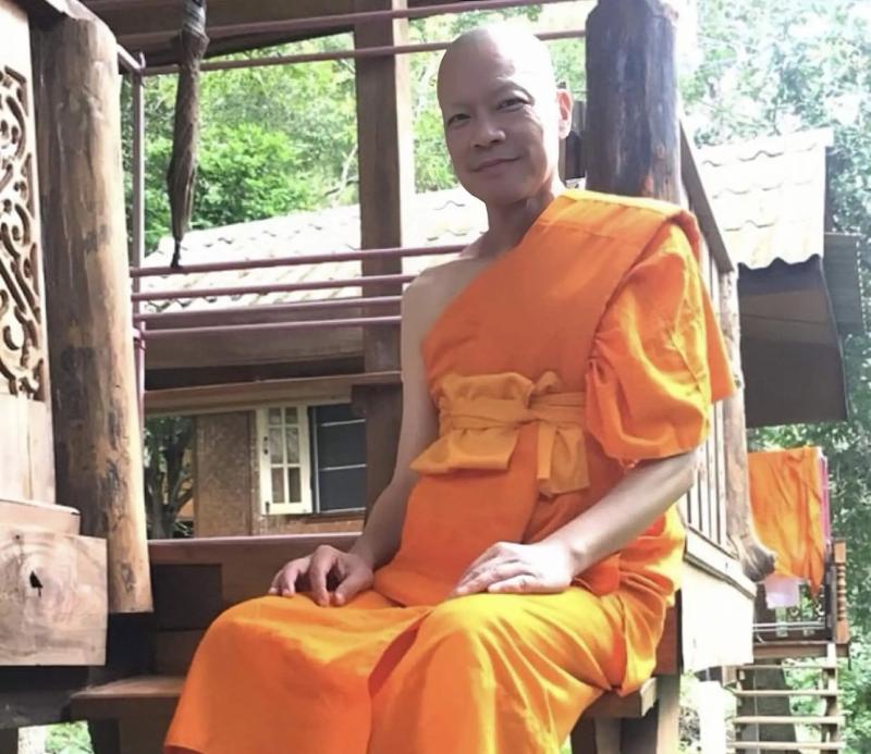 Từng là cái tên quyền lực của làng giải trí, sao nam phải cắt 2/3 lưỡi rồi chọn cuộc sống tu hành- Ảnh 5.