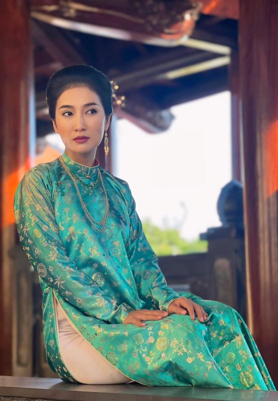 Mỹ nhân Vbiz hủy hôn bạn trai yêu 13 năm, sắp cưới trai trẻ kém 9 tuổi- Ảnh 2.