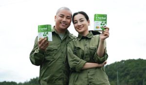 Tiêu hủy gần 76.000 hộp bột rau detox từng được diễn viên Hữu Công quảng bá