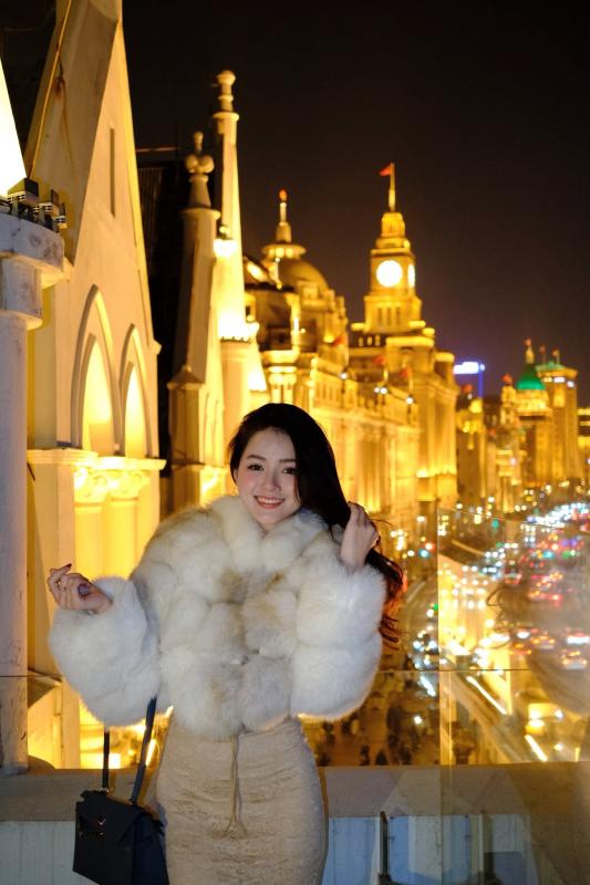 Danh tính gái đẹp Đắk Lắk check-in xem World Cup 2026 ở Mỹ: Mới tậu BMW, cuộc sống sang chảnh gây chú ý - Ảnh 12.