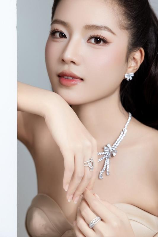 Phát hiện mỹ nhân Việt được khen đẹp hơn cả Trần Đô Linh và Vương Sở Nhiên, visual như từ tranh lụa bước ra- Ảnh 1.