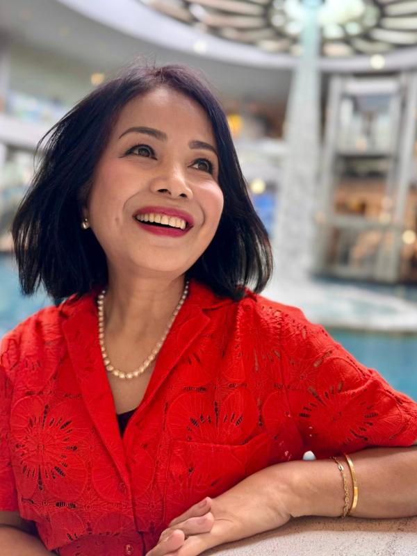 Nữ NSƯT là hậu duệ vua Nguyễn: Đệ nhất mỹ nhân lừng lẫy bỏ showbiz, sống đài các, an yên sau biến cố- Ảnh 1.