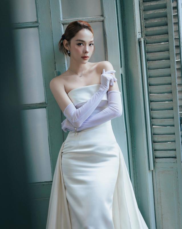 Mỹ nhân được báo Trung gọi là "nữ thần Việt Nam": U40 sở hữu thần thái và vóc dáng như "không có khái niệm lão hóa"- Ảnh 1.