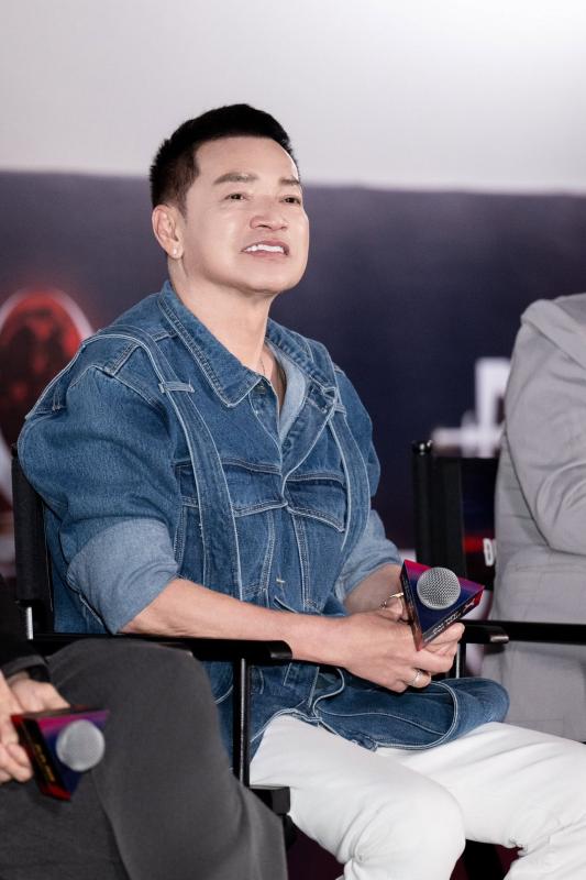 Nghệ sĩ lấy vợ kém 37 tuổi: Làm bố ở tuổi 67, mê dưỡng da chẳng kém sao nữ- Ảnh 1.