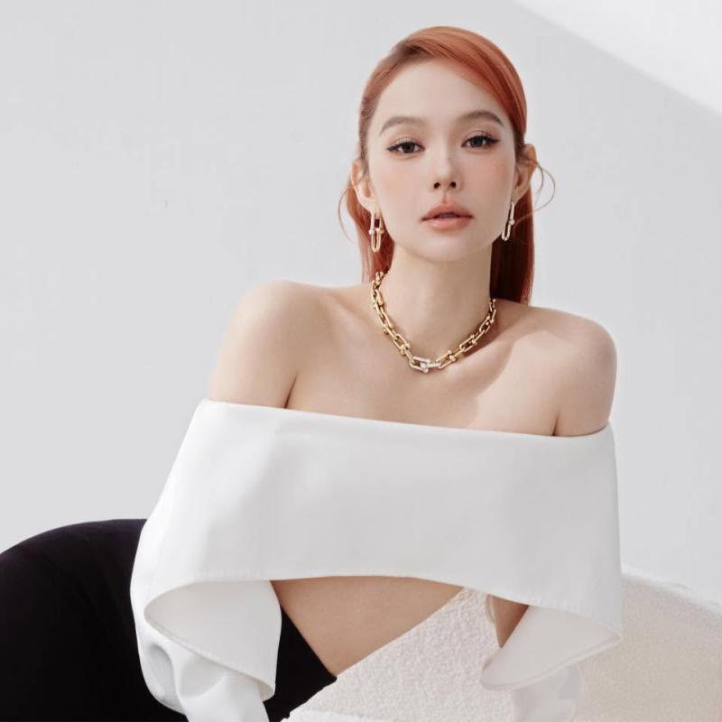 Mỹ nhân được báo Trung gọi là "nữ thần Việt Nam": U40 sở hữu thần thái và vóc dáng như "không có khái niệm lão hóa"- Ảnh 3.