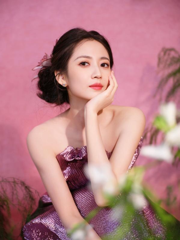 10 mỹ nhân 9x đẹp nhất showbiz Hoa ngữ: Quán quân còn đẹp hơn cả Địch Lệ Nhiệt Ba- Ảnh 1.