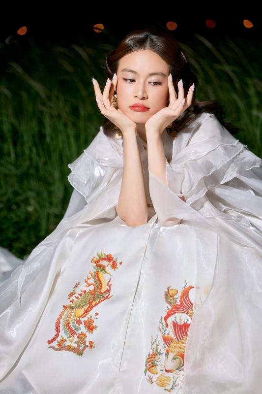 Hoàng Thuỳ Linh thu hút mọi ánh nhìn khi đứng cạnh Thanh Thuỷ- Ảnh 6.