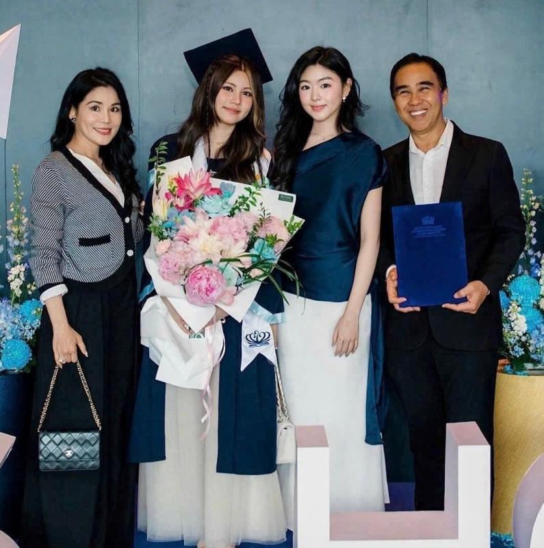 Nữ đại gia được NSƯT, phó Chủ tịch Hội điện ảnh Việt Nam gọi là ân nhân, say đắm suốt 21 năm- Ảnh 5.