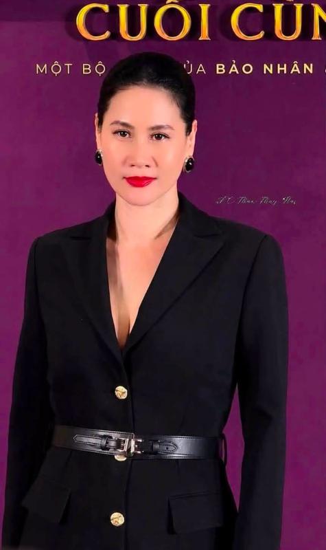 Bạn thân 20 năm của Hà Tăng: Chuyên đóng vai phản diện, U50 làm mẹ đơn thân, chưa ai biết mặt chồng- Ảnh 1.