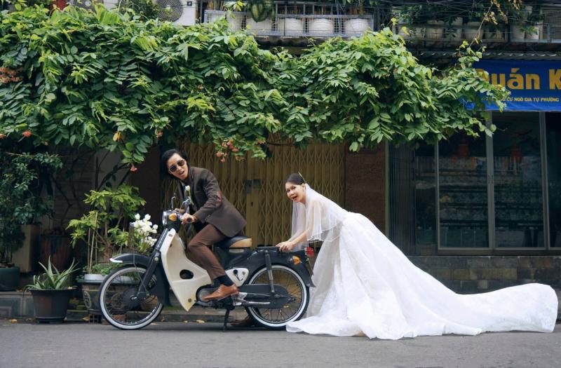 NS Việt Hương và chồng Hoài Phương kỷ niệm 20 năm ngày cưới- Ảnh 5.