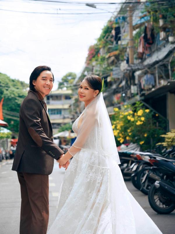 Chuyện gì đang xảy ra với nghệ sĩ Việt Hương tại biệt thự 300 tỷ đồng?- Ảnh 5.