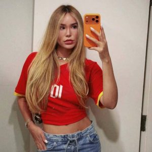 Bạn gái Brazil của Hoàng Hên chiếm "spotlight" lúc này: Vóc dáng nuột nà, vòng eo nhỏ xíu, ngắm ảnh đời thường mới mê