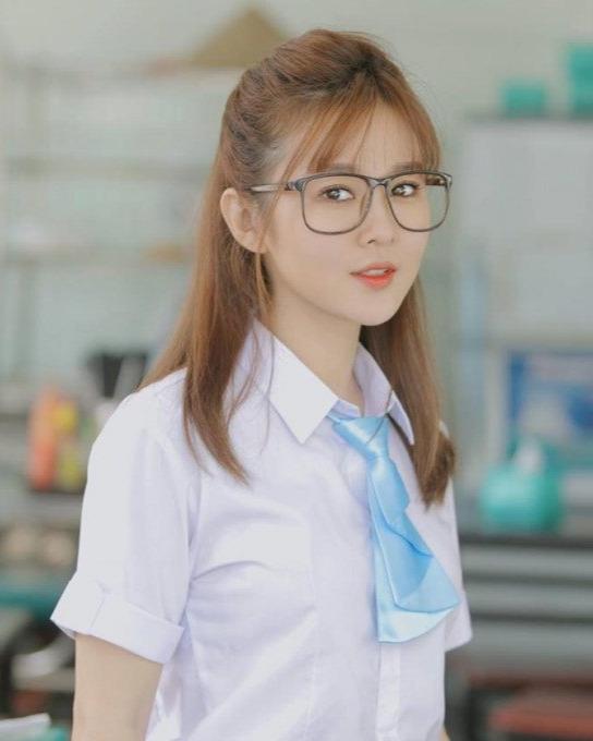 Cặp sao Vbiz công khai yêu nhau sau 10 năm bị đồn hẹn hò: Nhà gái đẹp nức tiếng, nhà trai là soái ca học đường- Ảnh 10.