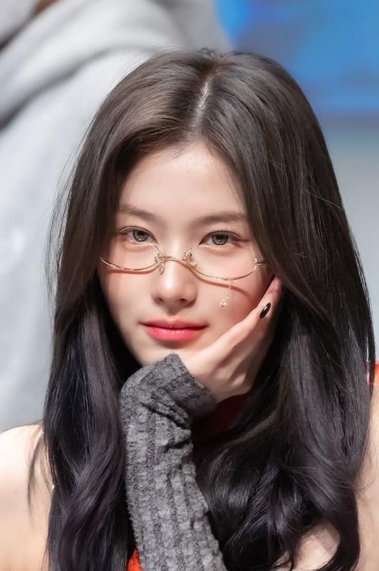 Mỹ nhân quyết định đi đóng phim làm cả showbiz rung chuyển: Visual top 3 thế giới, soi mỏi mắt không thấy khuyết điểm- Ảnh 5.