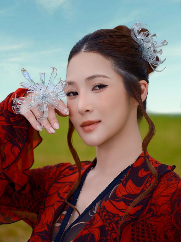 Hương Tràm lặp lại công thức Hoàng Thuỳ Linh - Hoà Minzy, nhưng chưa đủ “wow”- Ảnh 5.