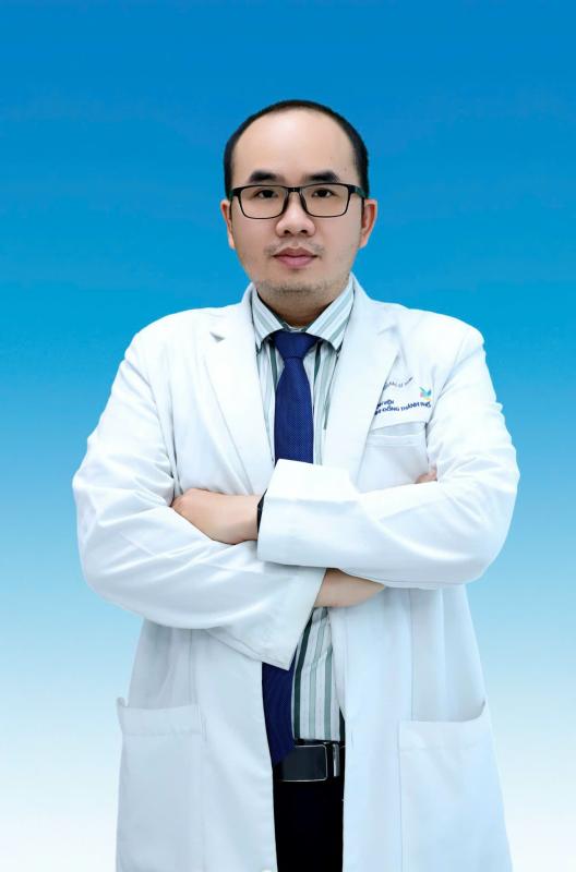 Bác sĩ TP.HCM nghẹn lòng trước tâm nguyện mang theo đôi dép của 1 người mẹ trước lúc qua đời: "Tôi có viết vào cuốn hồi kí Covid, nhưng chưa bao giờ đọc lần 2…”- Ảnh 1.