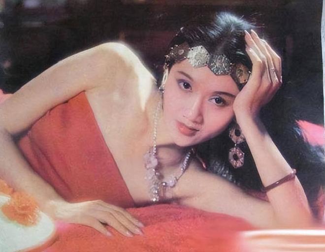 Nữ diễn viên Anh Hùng Xạ Điêu 30 năm không ăn cơm, không dám sinh con để giữ gìn nhan sắc- Ảnh 5.