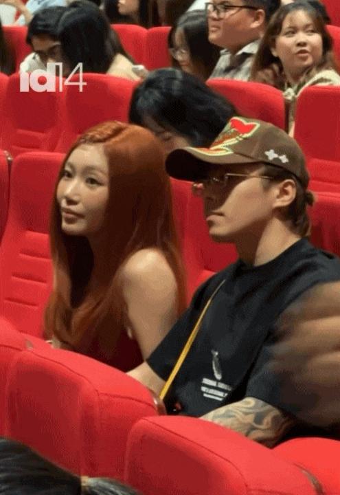 "Đột nhập" hậu trường concert duy mỹ của GREY D: Trấn Thành khen “quá xịn”, hoàng tử nhạc số cũng mê mẩn MCK - Ảnh 10.