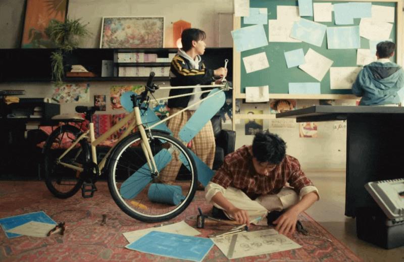 Nhóm nhạc khổ nhất Việt Nam: Làm miniconcert miễn phí ở chợ Bình Tây chỉ có 11 người xem, ra mắt từng bước chật vật- Ảnh 5.