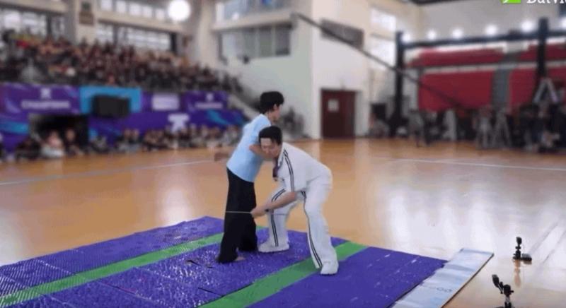 Nam ca sĩ được Trấn Thành “bế bồng”, mối quan hệ gây bất ngờ- Ảnh 2.