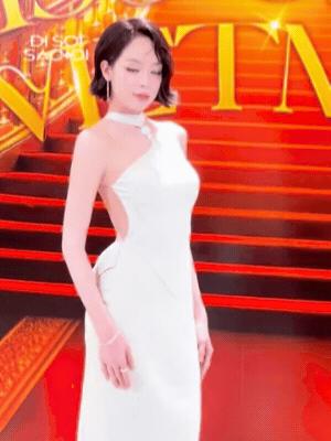 Thảm đỏ Chung kết Miss Grand Vietnam: Kỳ Duyên - Thiên Ân ôm nhau tình tứ, Thanh Thuỷ quá slay! - Ảnh 3.