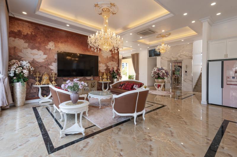 Nữ NSƯT, trưởng khoa thanh nhạc tái hôn với 1 viện trưởng, sở hữu biệt thự 10 phòng ngủ, sống đơn giản- Ảnh 10.