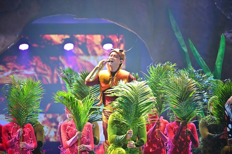 Anh Trai là “ngoại lệ” của show Chông Gai: Bỏ nghề giáo đi hát 20 năm, bảo chứng tài năng làm xiếc cũng cân trọn- Ảnh 8.