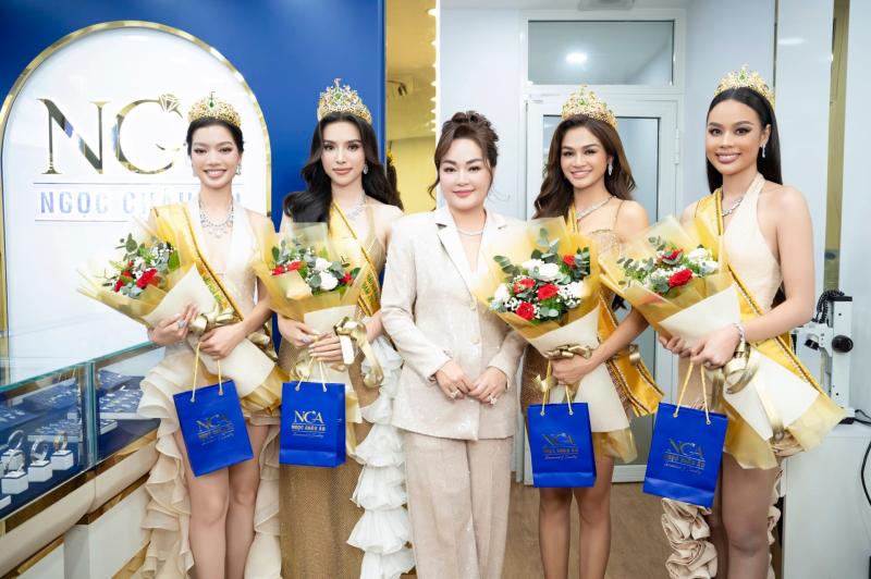 Bà Hoàng Thanh Nga vừa bị bắt từng đứng sau màn đăng quang của loạt hoa hậu đình đám Vbiz- Ảnh 6.
