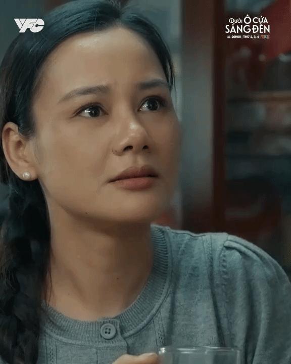Mỹ nhân là nghịch lý visual của Vbiz: Đóng phim nào cũng quê mùa kém sắc, ngoài đời đẹp điên đảo chẳng ai dám chê- Ảnh 4.
