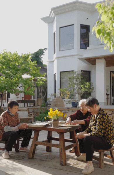 Bán căn hộ ở thành phố để về quê cải tạo nhà tổ rộng gần 1.000m²: Gia đình 3 thế hệ tìm thấy cuộc sống bình yên sau cánh cổng cũ- Ảnh 20.